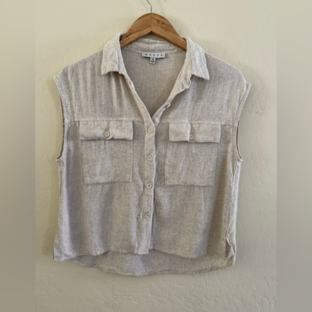 Women's Cream Sleeveless Top